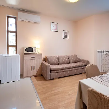 Cozy Mountain-view In Belmont, By Flat Mаnager